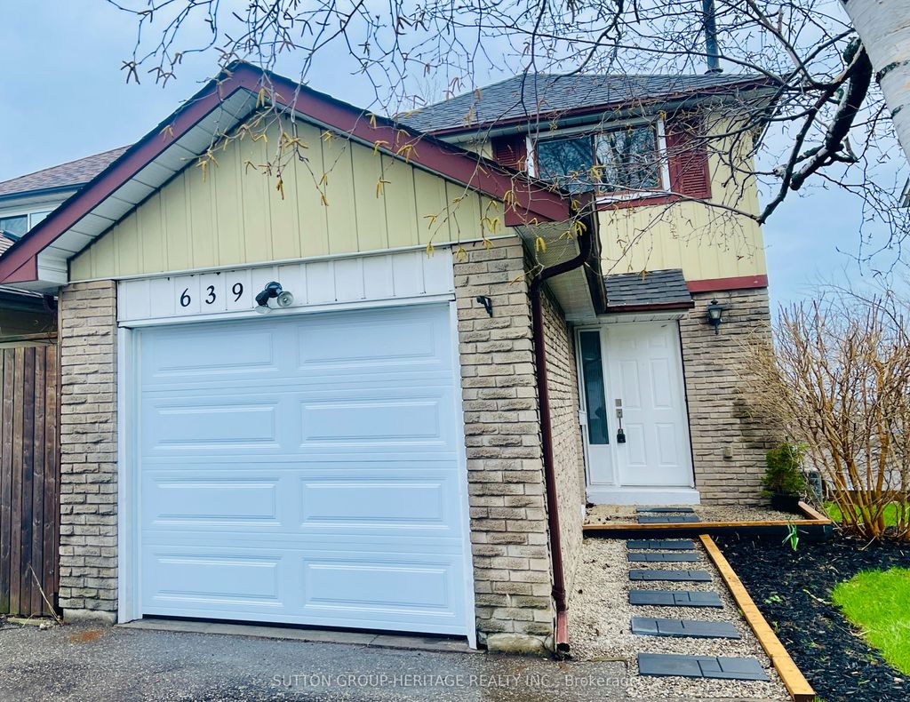 Photo of 639 Down Crescent, Oshawa, ON L1H 7X9 (MLS # E12985650)