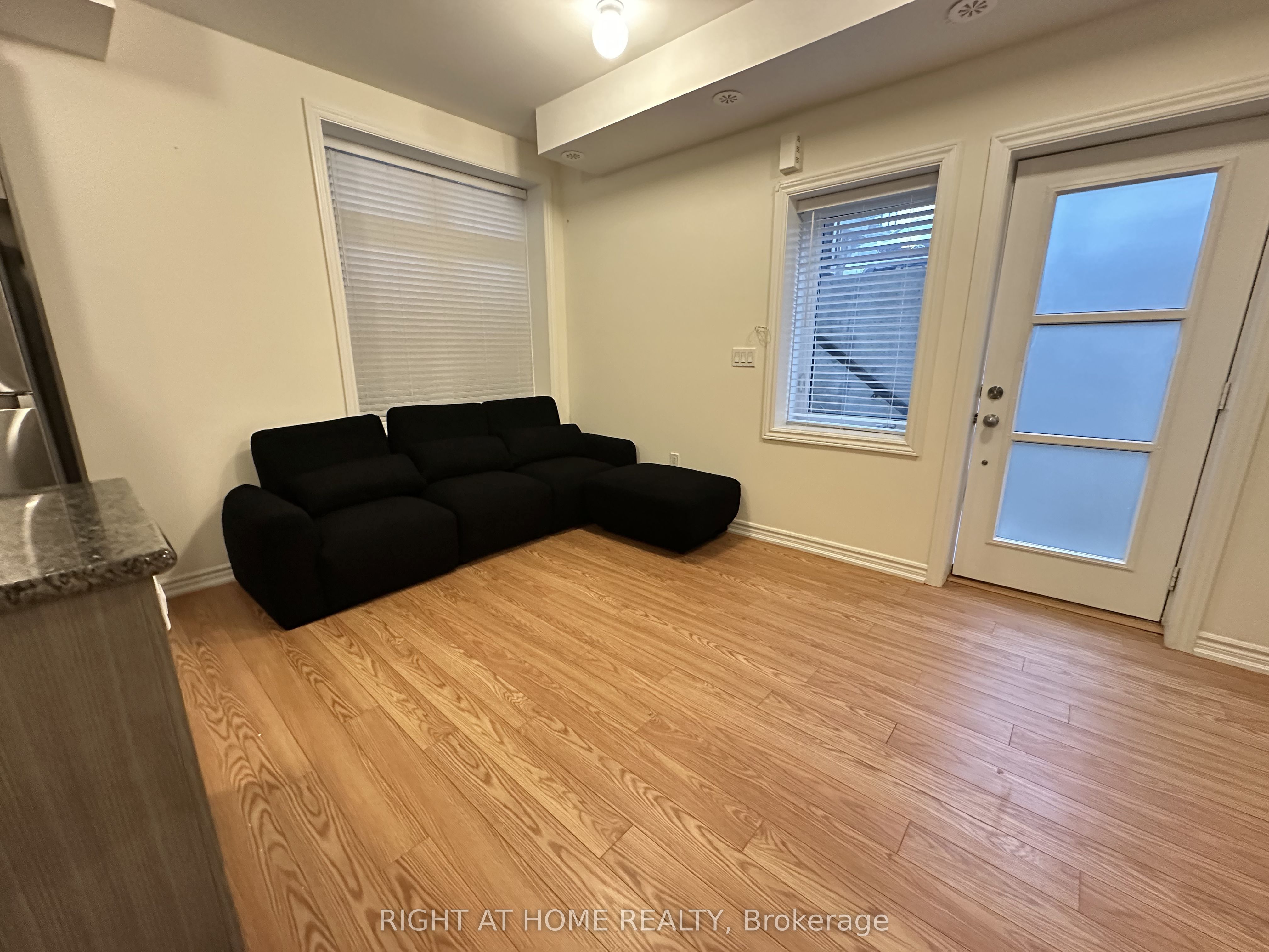 50 Halliford Place 602