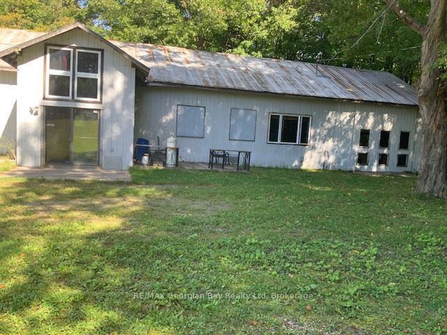 9513 County Rd 93 Road NE