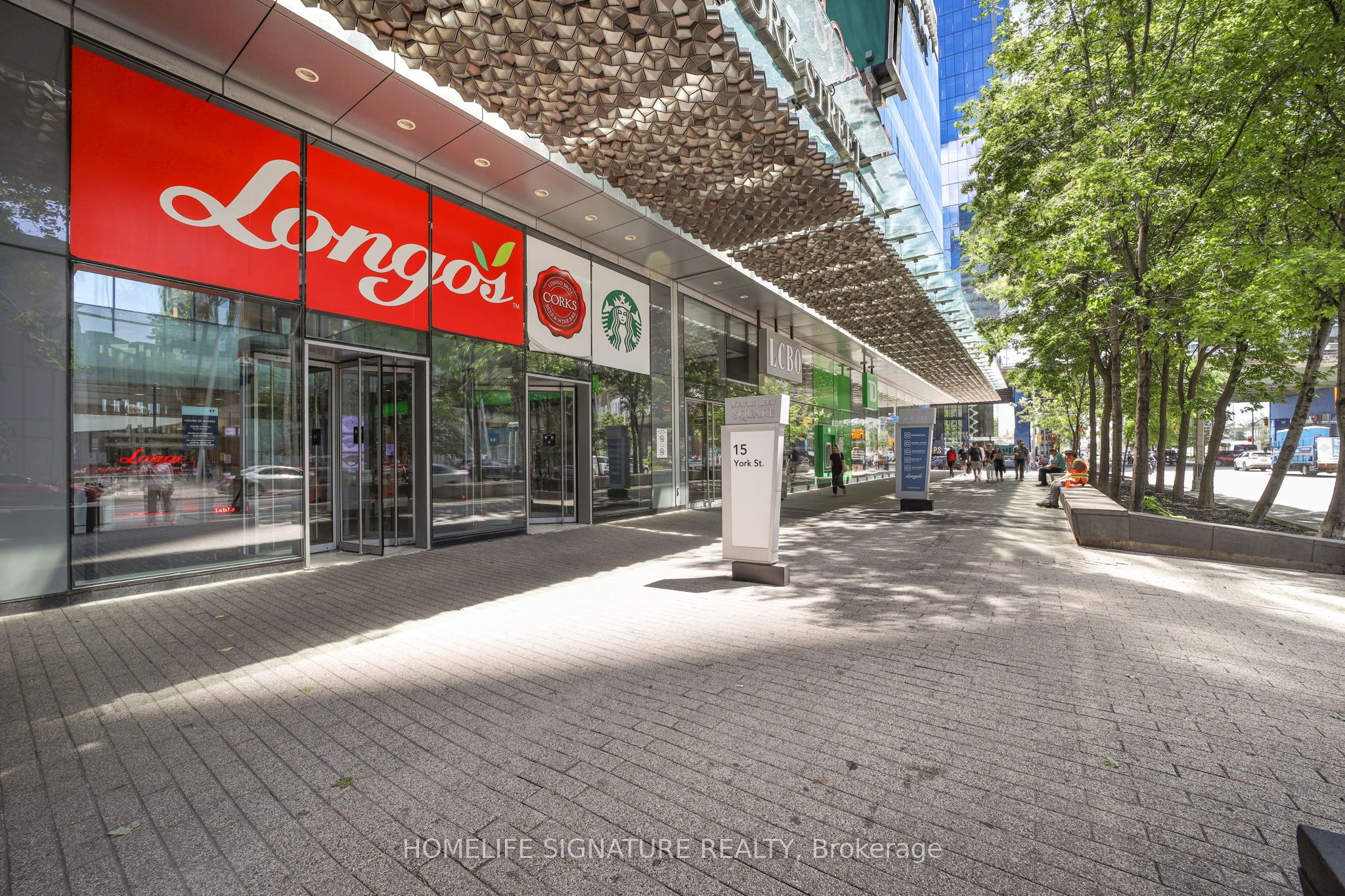 55 Bremner Boulevard 1506