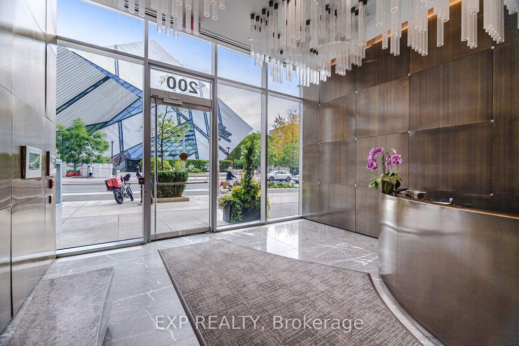 Photo of 200 Bloor Street W #1203, Toronto, ON M5S 1T8 (MLS # C13847142)