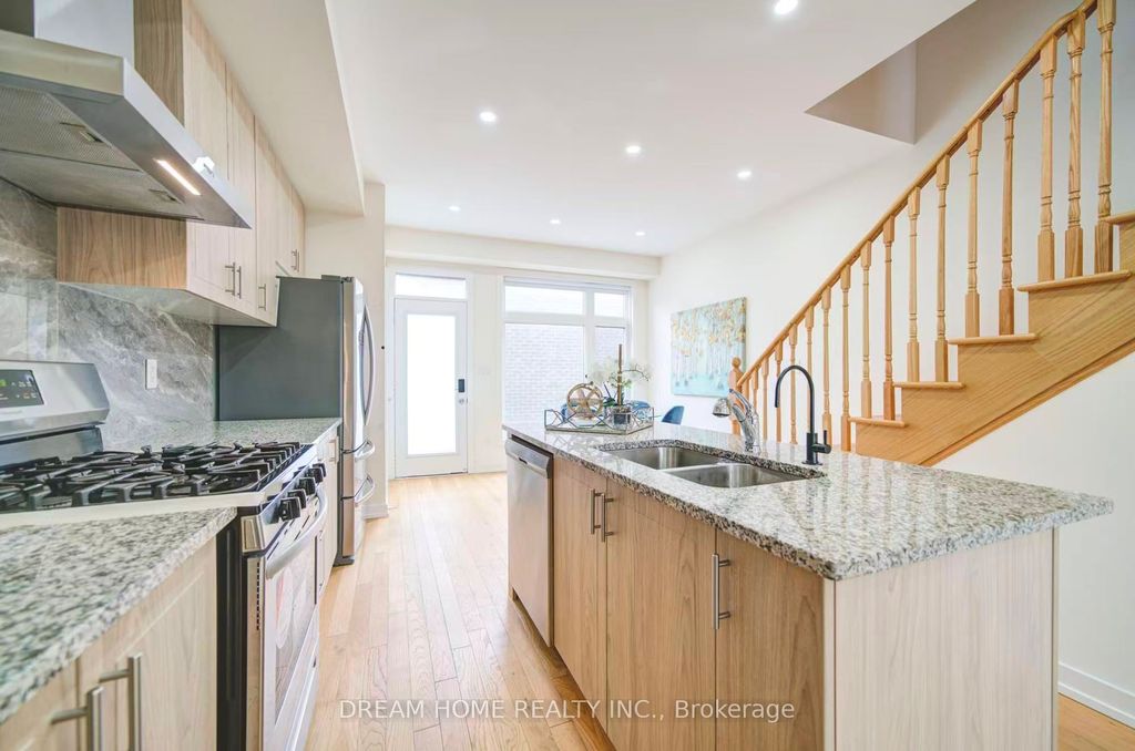 Photo of 2190 Donald Cousens Parkway, Markham, ON L6B 1P1 (MLS # N12948920)