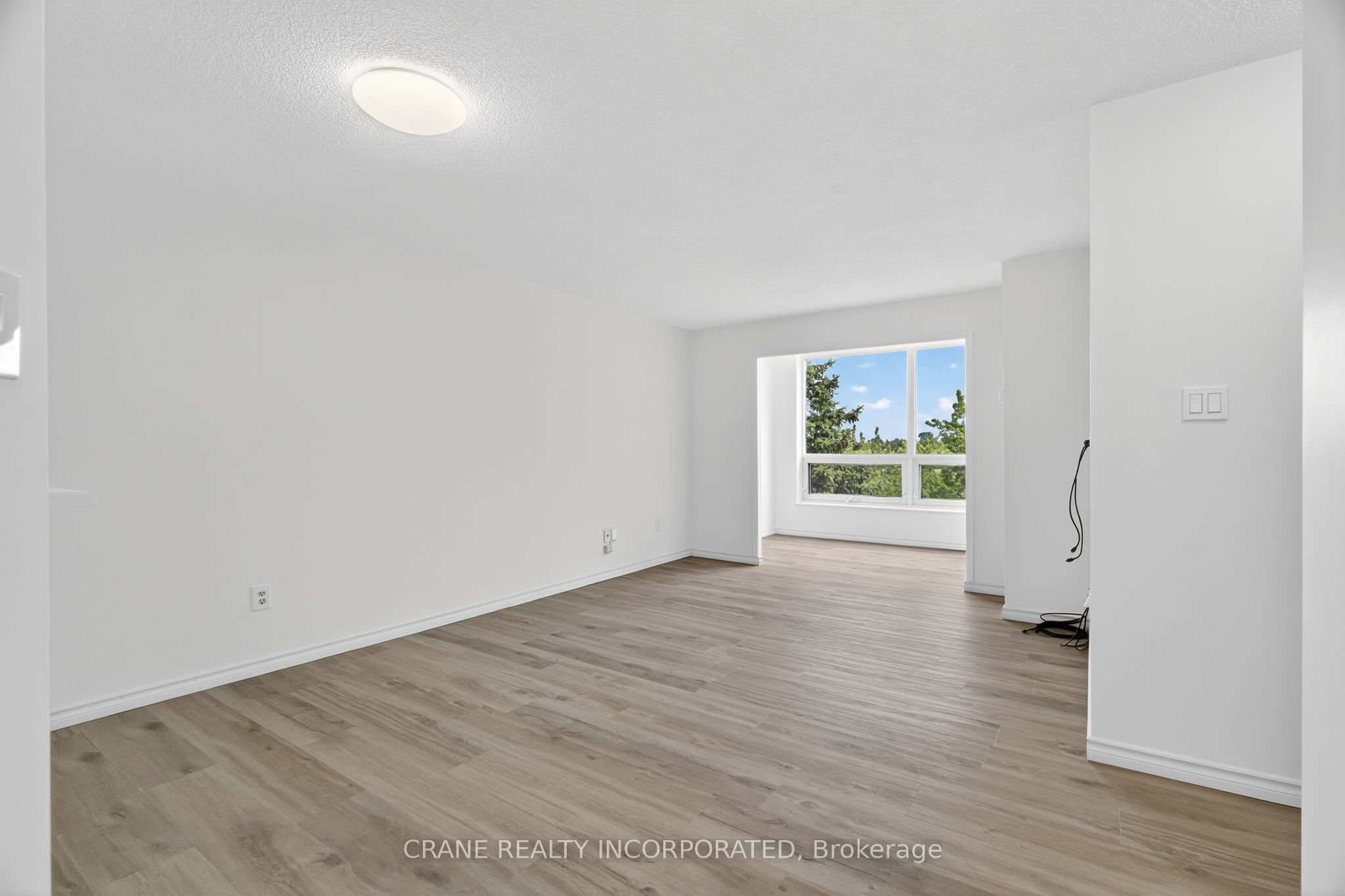 326 Major Mackenzie Drive E 618