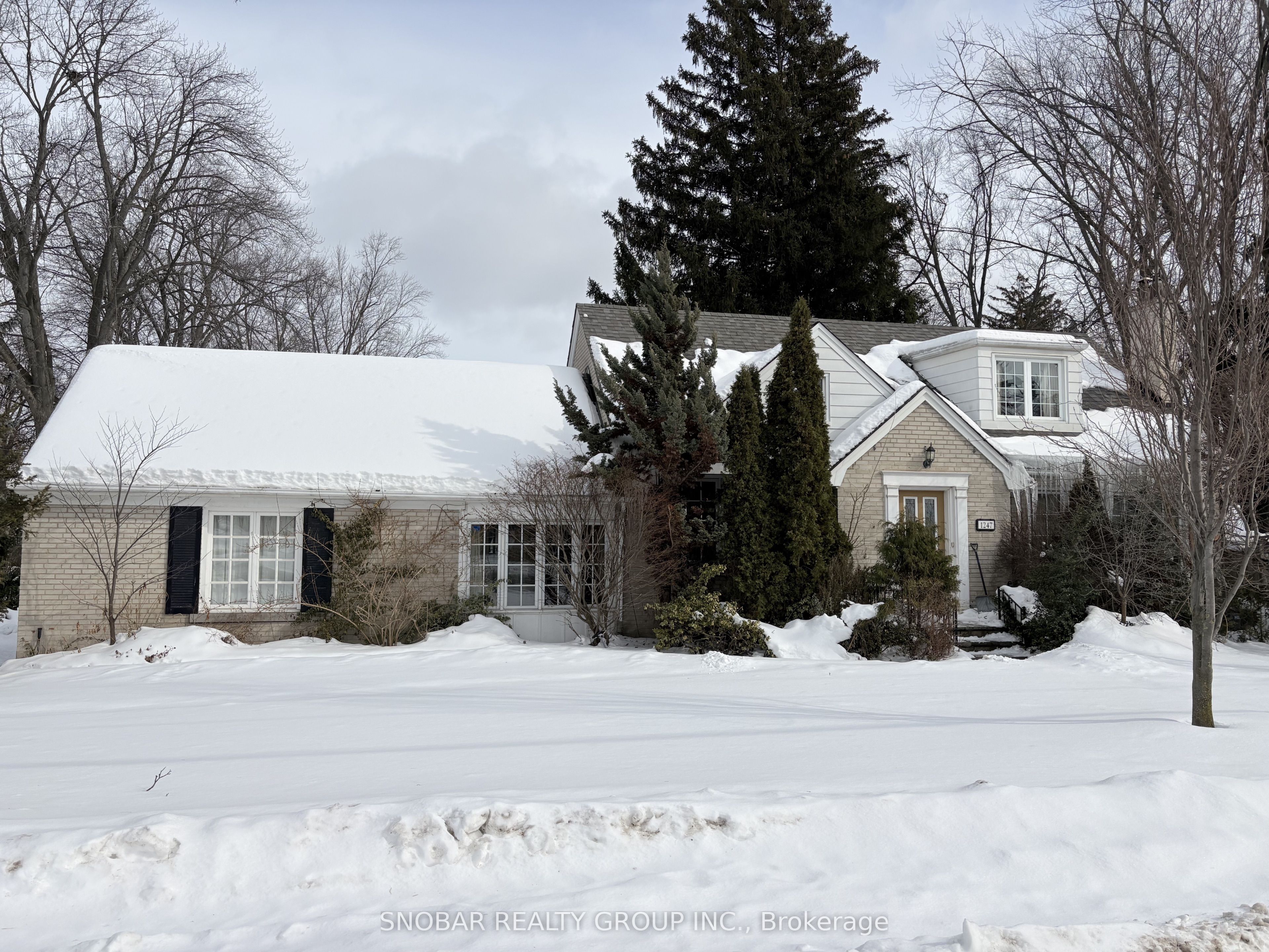 1247 Royal York Road