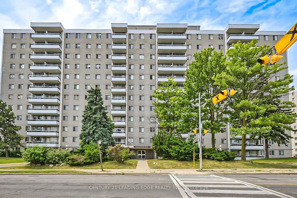 Photo of 940 Caledonia Road #611, Toronto, ON M6B 2G8 (MLS # W13775066)