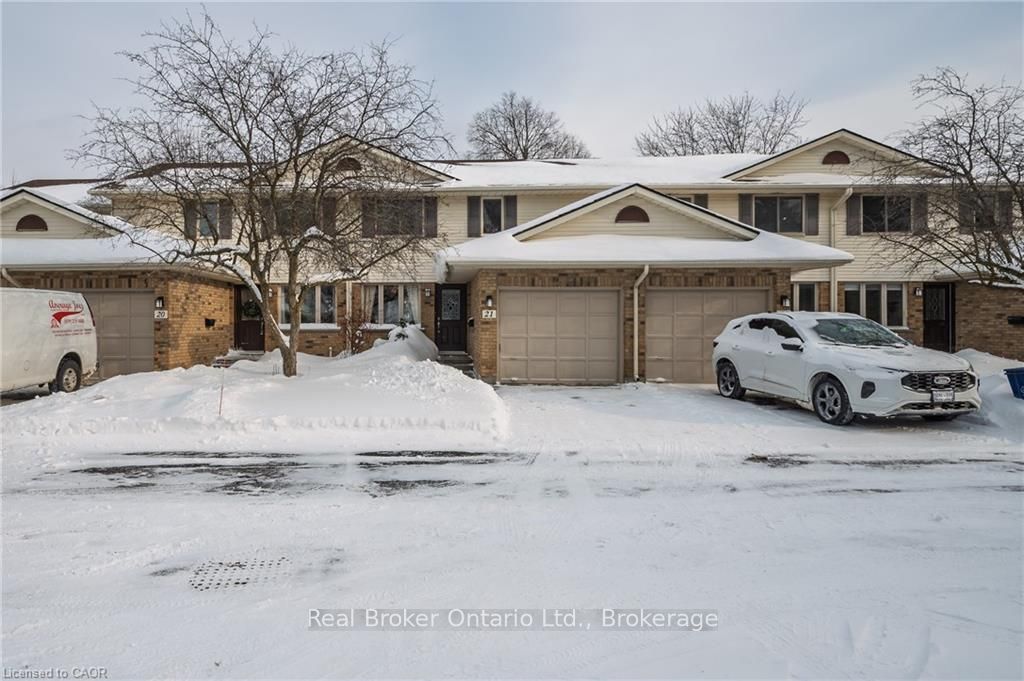 Photo of 375 Kingscourt Drive #21, Waterloo, ON N2K 3N7 (MLS # X12784194)