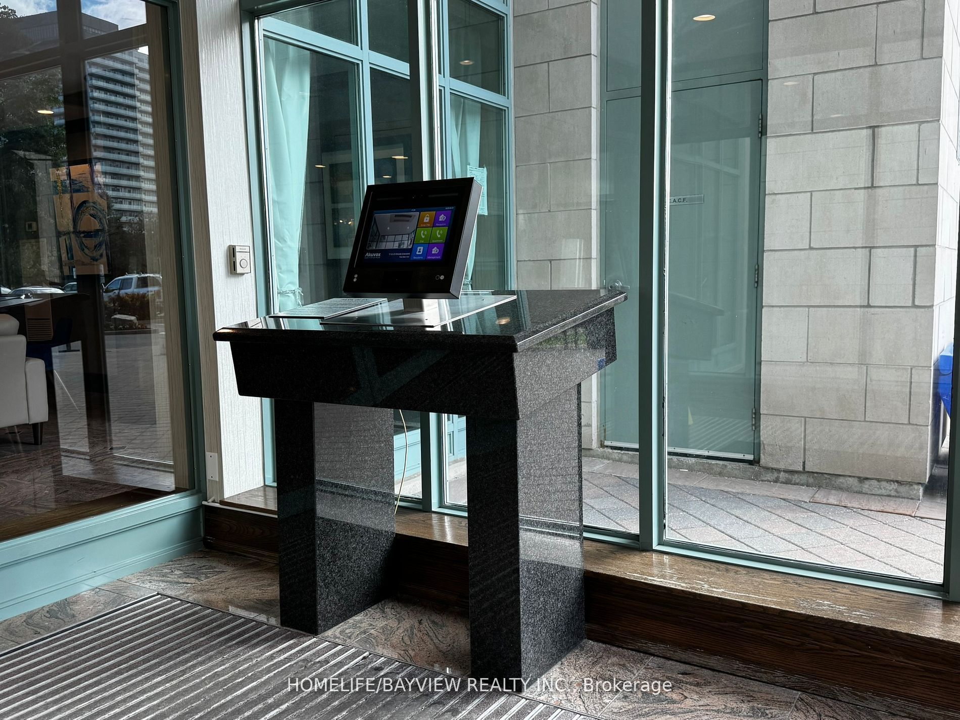 11 Oneida Crescent 1009