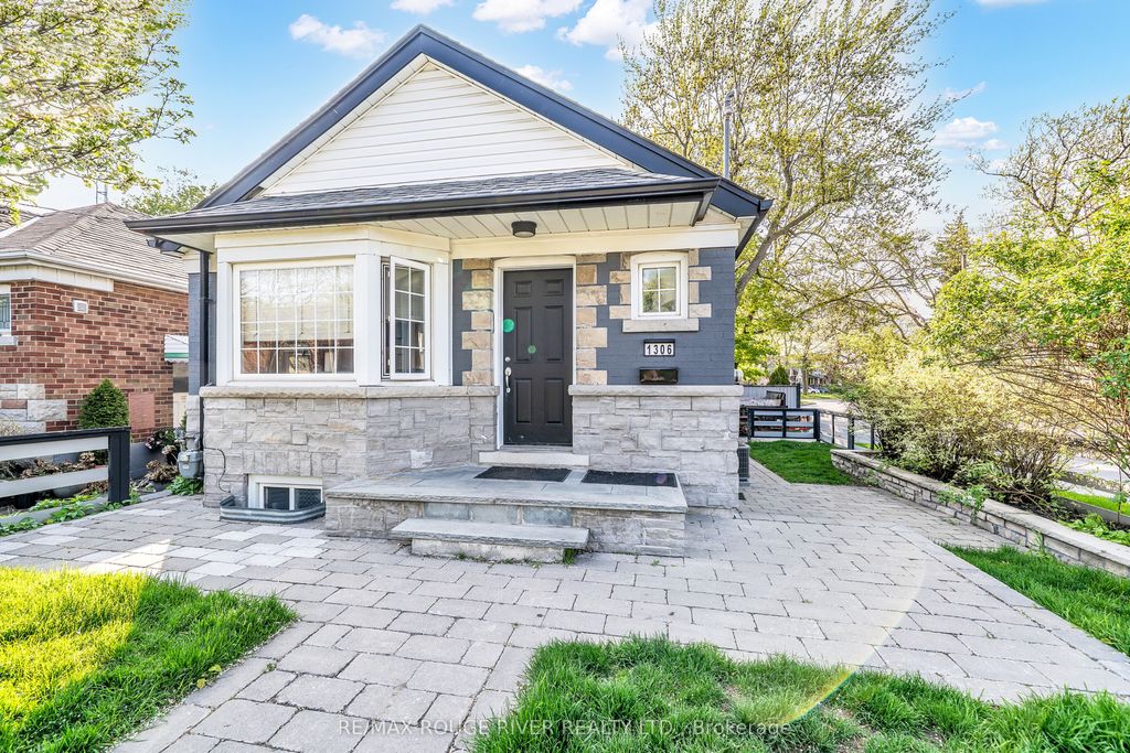 Photo of 1306 Kingston Road, Toronto, ON M1N 1P5 (MLS # E13158866)