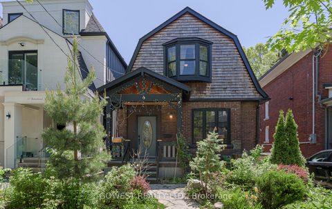 39 Boustead Avenue Toronto ON M6R 1Y7
