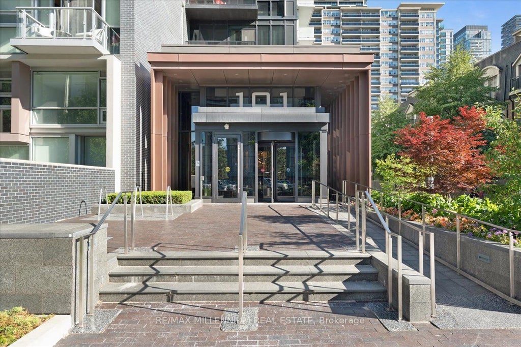 Photo of 101 Erskine Avenue #1105, Toronto, ON M4P 0C5 (MLS # C13703884)