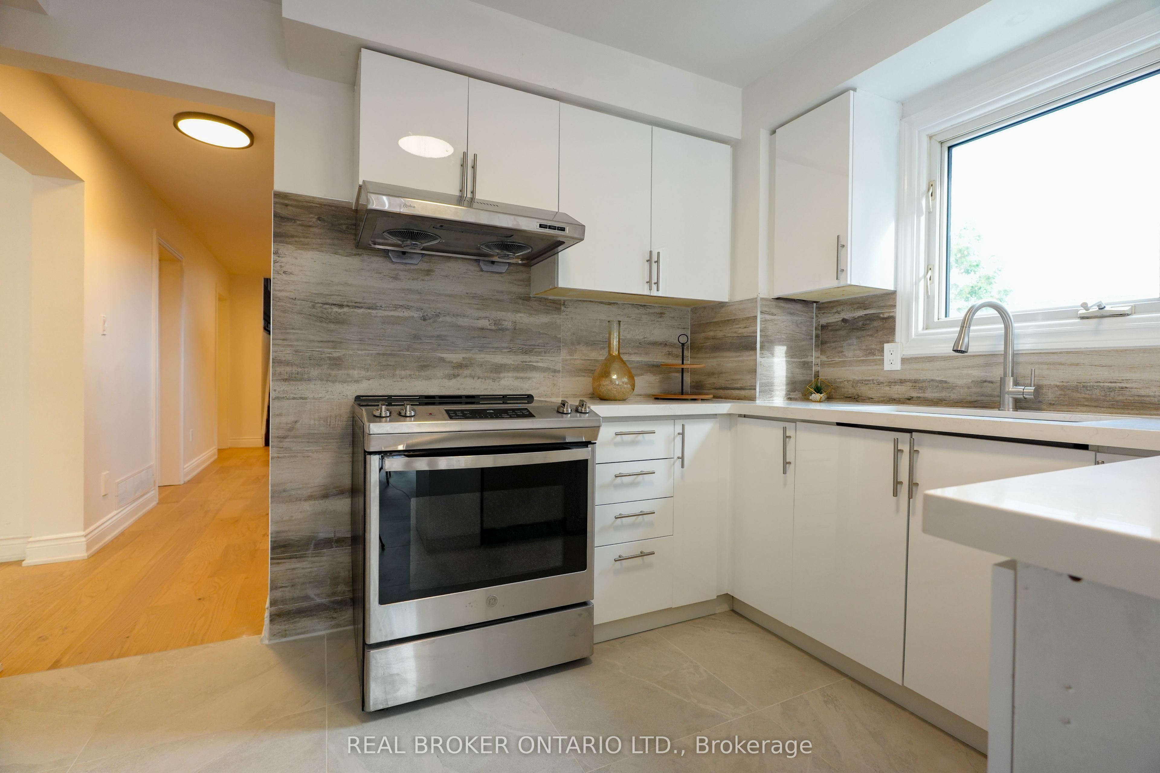 4326 Waterford Crescent