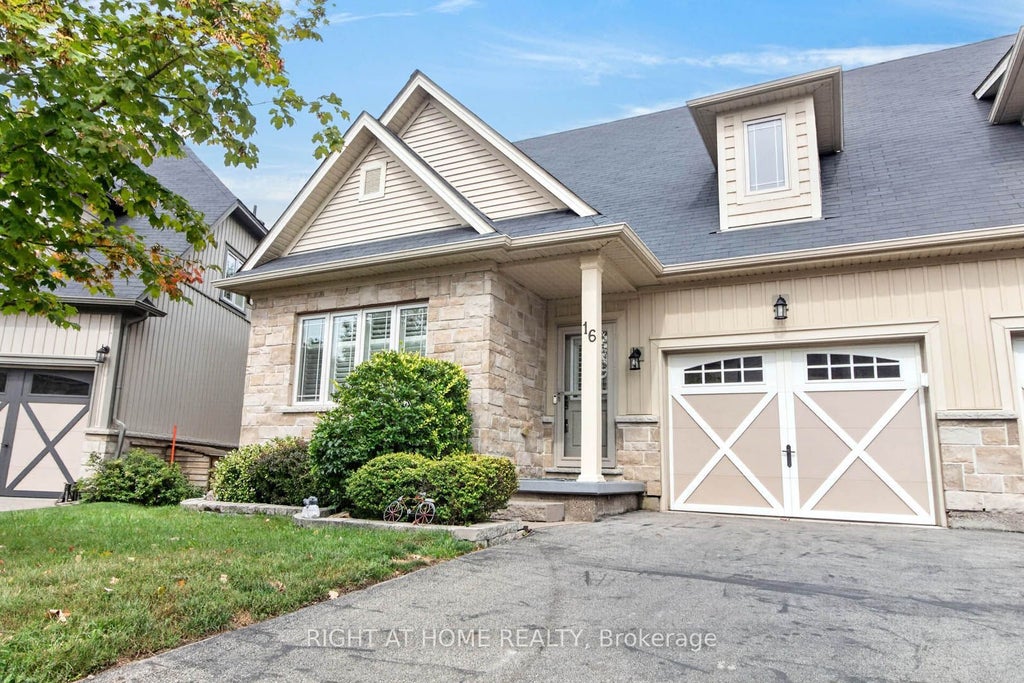 Photo of 16 Rolling Lane, Hamilton, ON L8K 0A1 (MLS # X13763878)