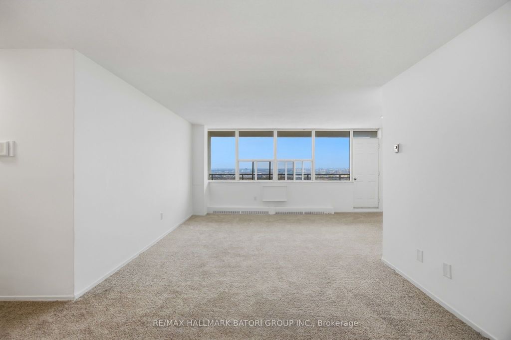 Photo of 155 Marlee Avenue #2404, Toronto, ON M6B 4B5 (MLS # W13103896)