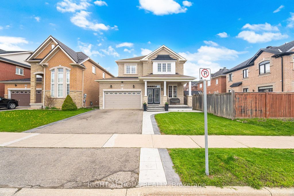 Photo of 333 Sunny Meadow Boulevard, Brampton, ON L6R 0E9 (MLS # W13075216)