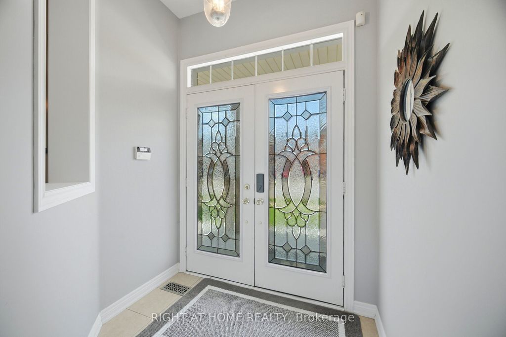 Photo of 333 Sunny Meadow Boulevard, Brampton, ON L6R 0E9 (MLS # W13075216)