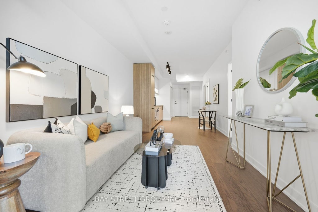 Photo of 91 Montclair Avenue #639, Toronto, ON M5P 0B1 (MLS # C13800556)