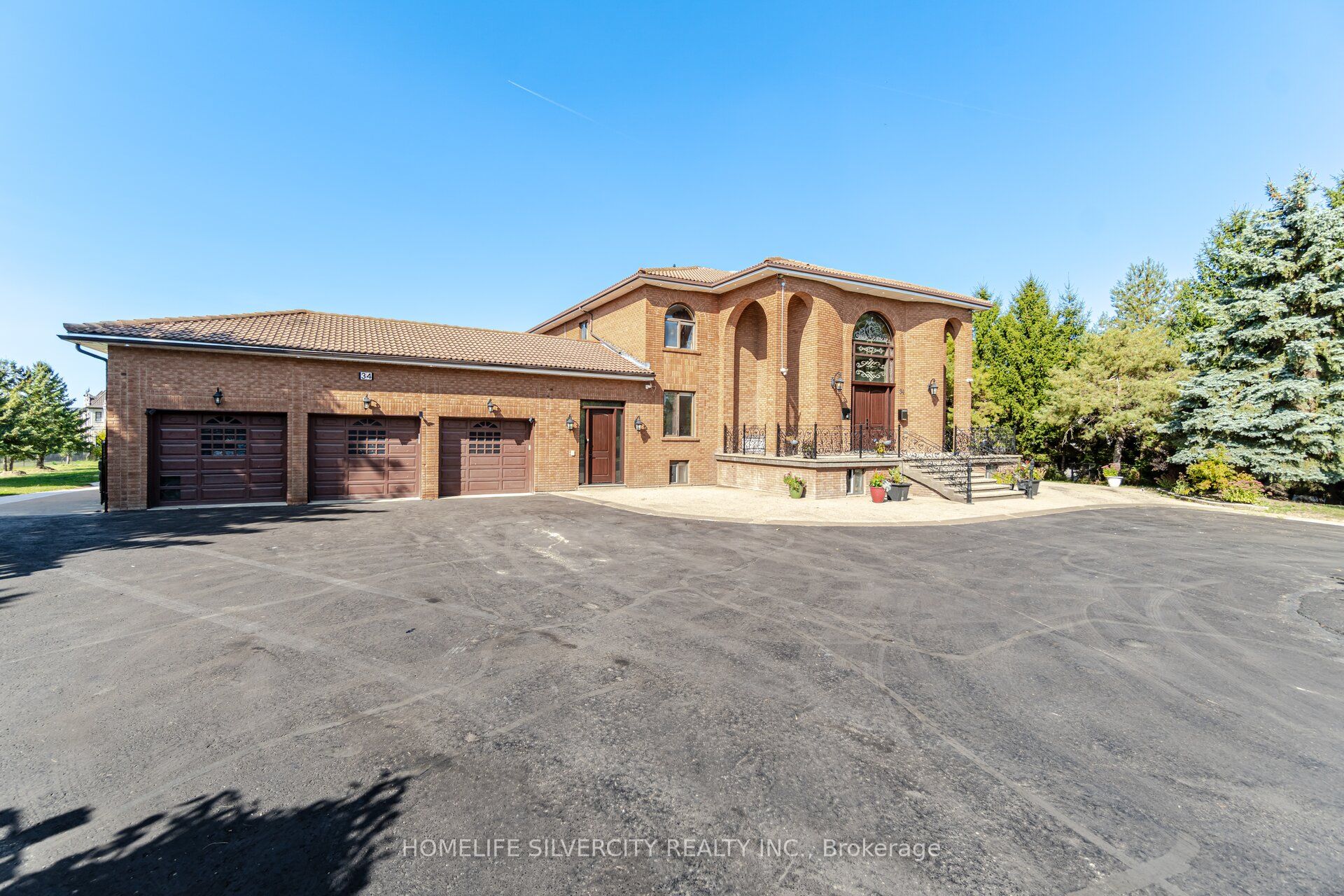 34 Estateview Circle