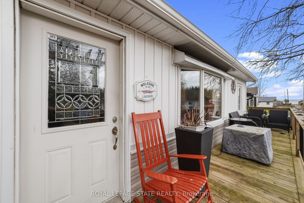 Photo of 18 Westmoreland Lane, Haldimand, ON N1A 2W1 (MLS # X13078964)