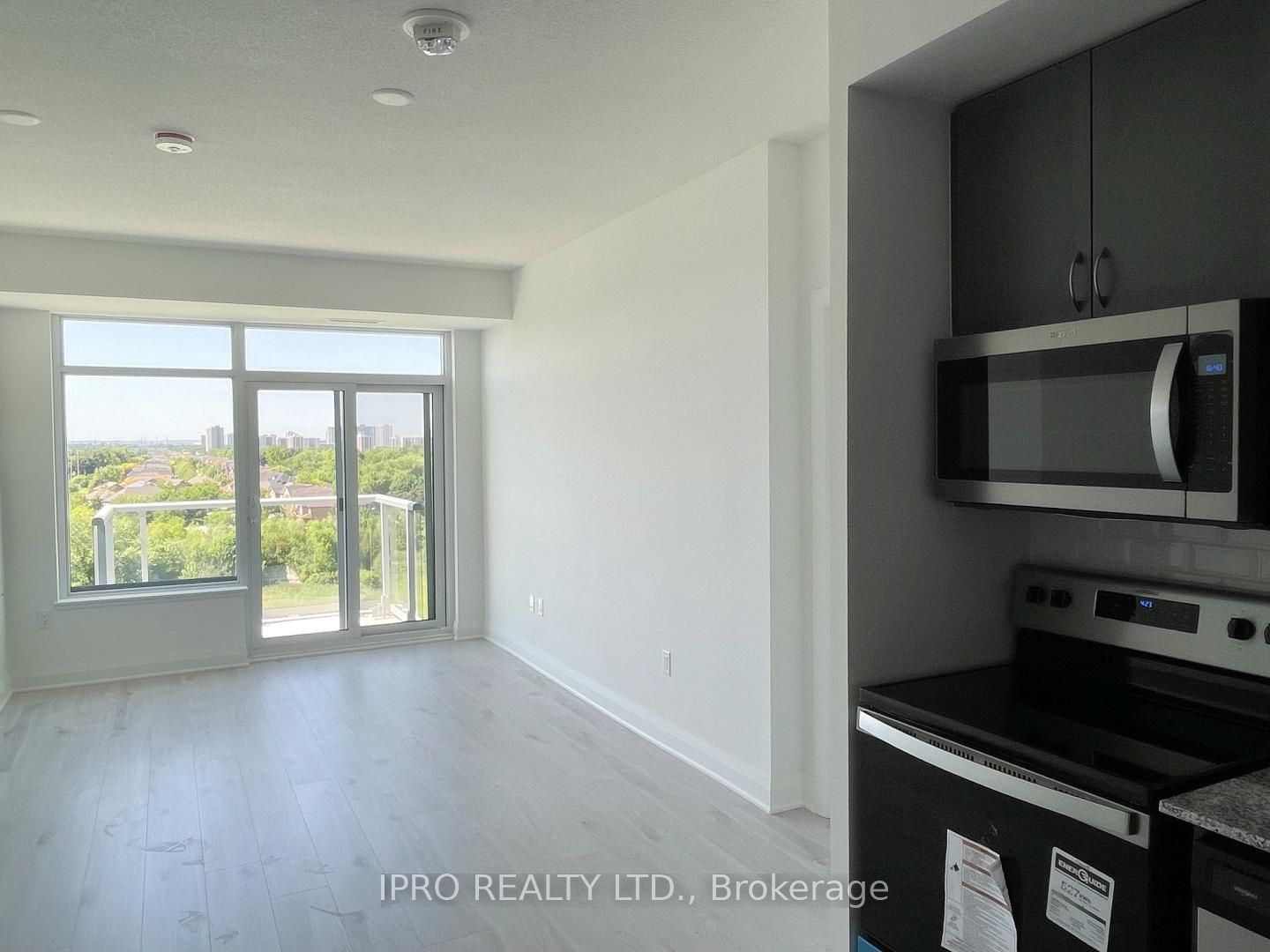 3220 Sheppard Avenue E 618