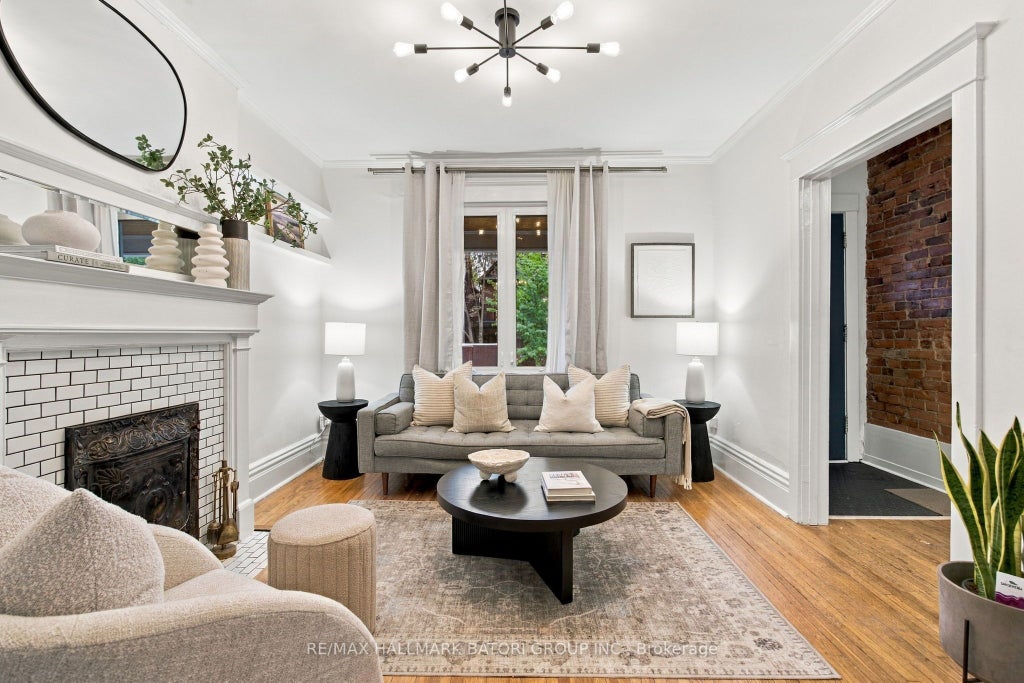 Photo of 58 Ellsworth Avenue, Toronto, ON M6G 2K3 (MLS # C14094790)