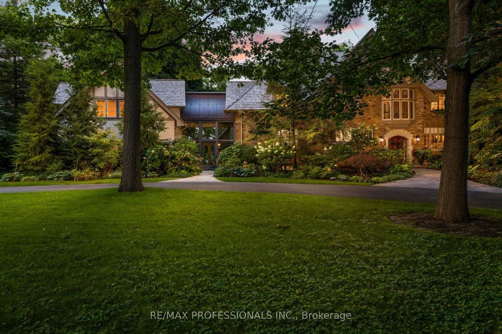 Photo of 43 The Kingsway N/A, Toronto, ON M8X 2S9 (MLS # W12476896)