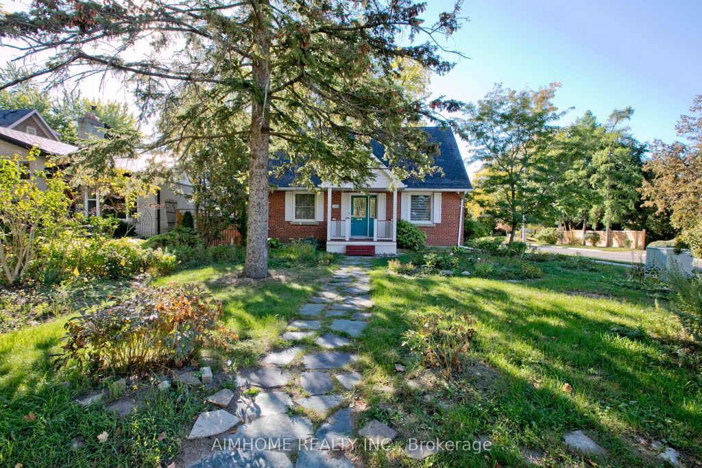 Photo of 198 Mill Street, Richmond Hill, ON L4C 4B2 (MLS # N12457995)