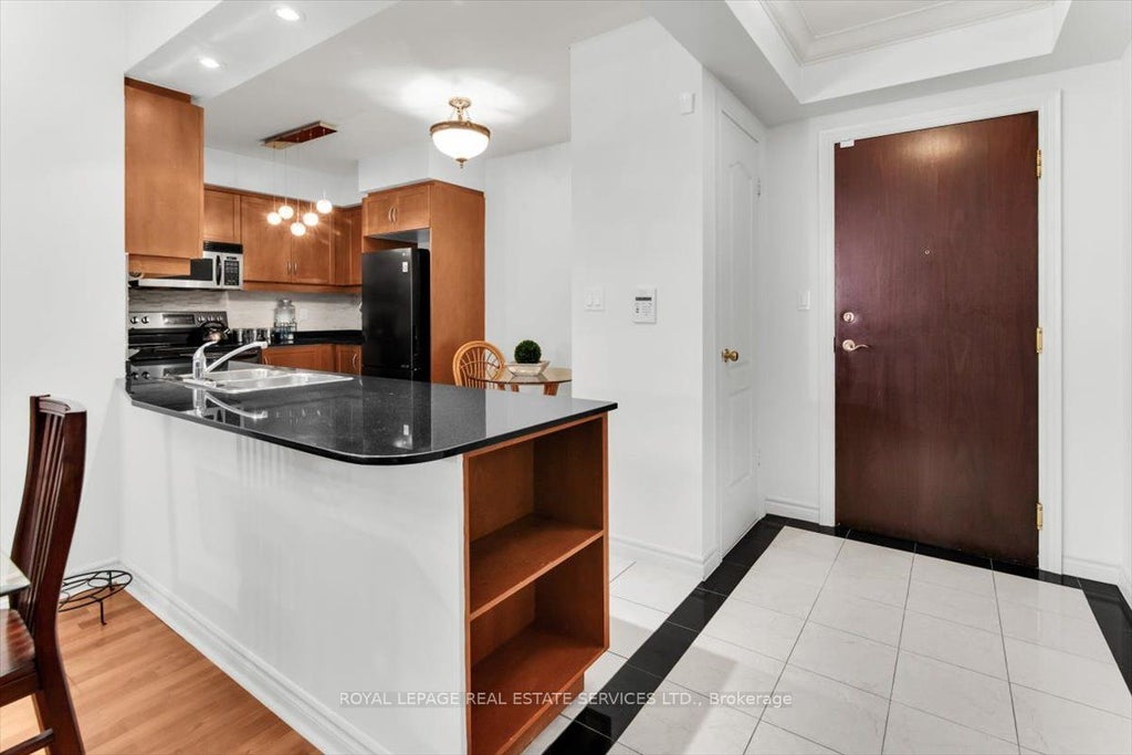 Photo of 28 William Carson Crescent #317, Toronto, ON M2P 2H1 (MLS # C14085494)