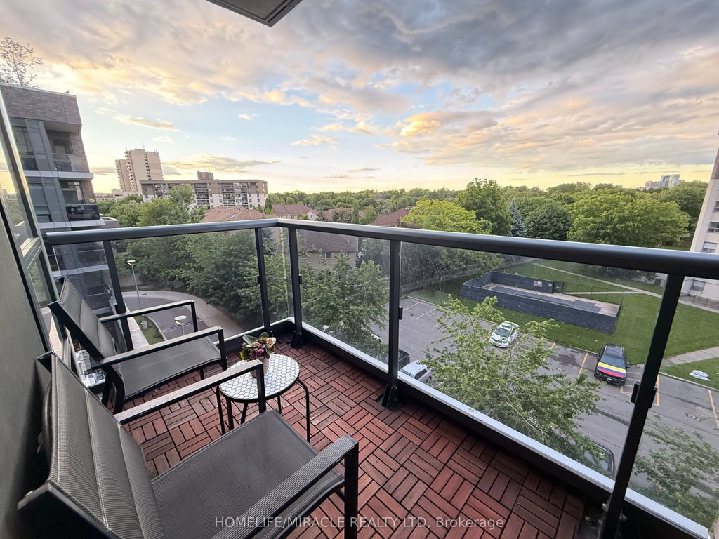 Photo of 26 Gibbs Road #543, Toronto, ON M9B 0E3 (MLS # W13490412)