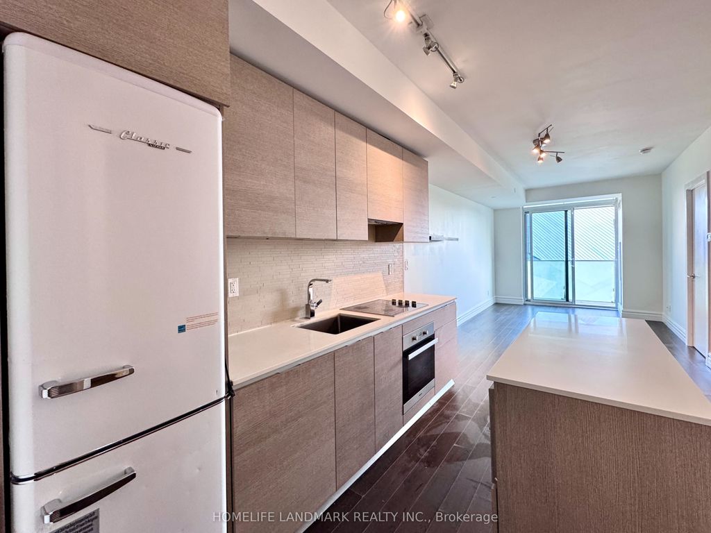 Photo of 200 Bloor Street W #702, Toronto, ON M5S 0B1 (MLS # C12447819)