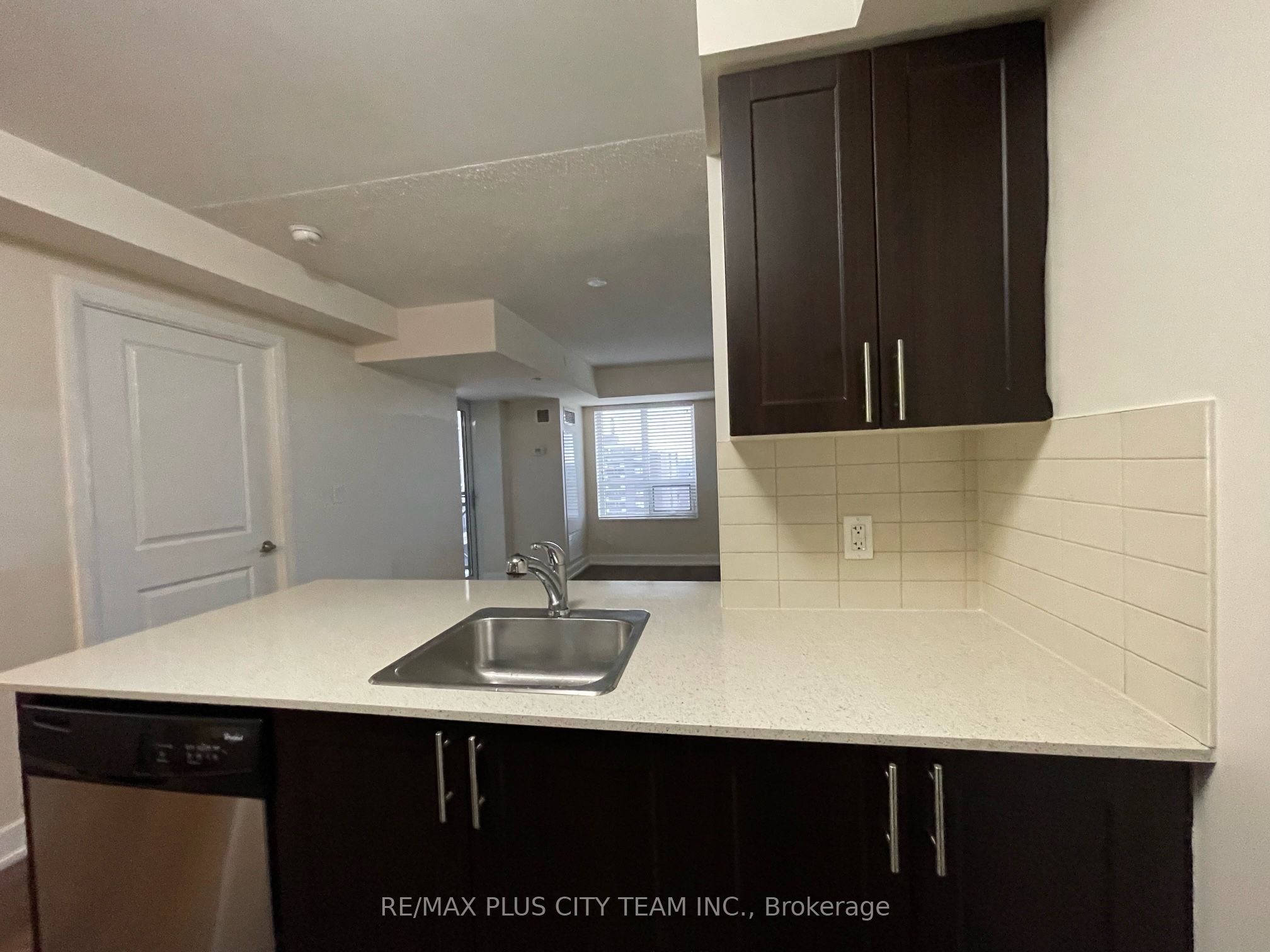 2 Eva Road 1521