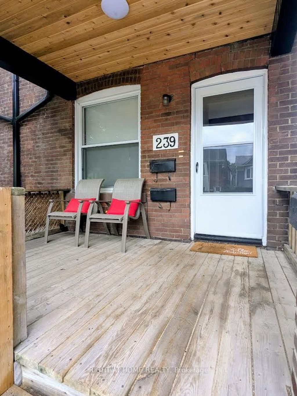 Photo of 239 Woodbine Avenue, Toronto, ON M4L 3P3 (MLS # E12425351)