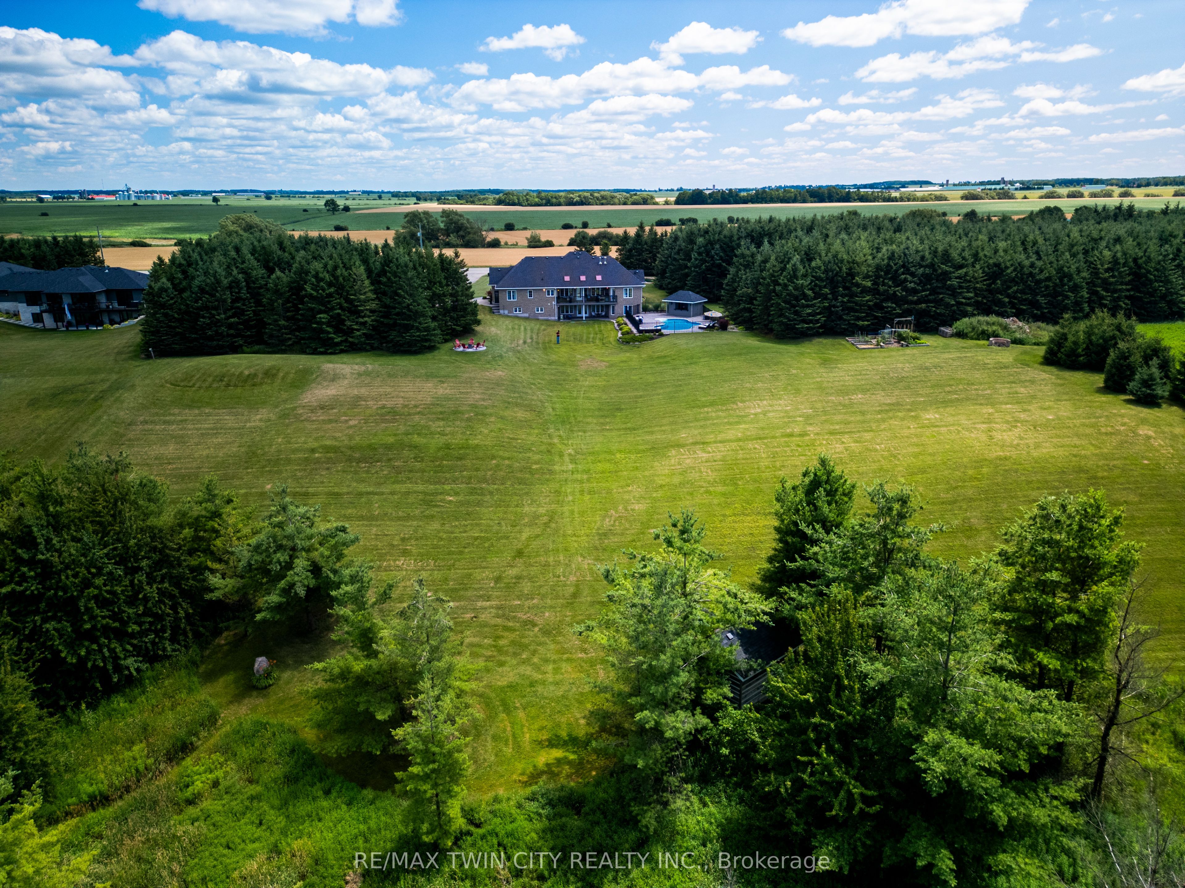 7118 Wellington Rd 11 Road