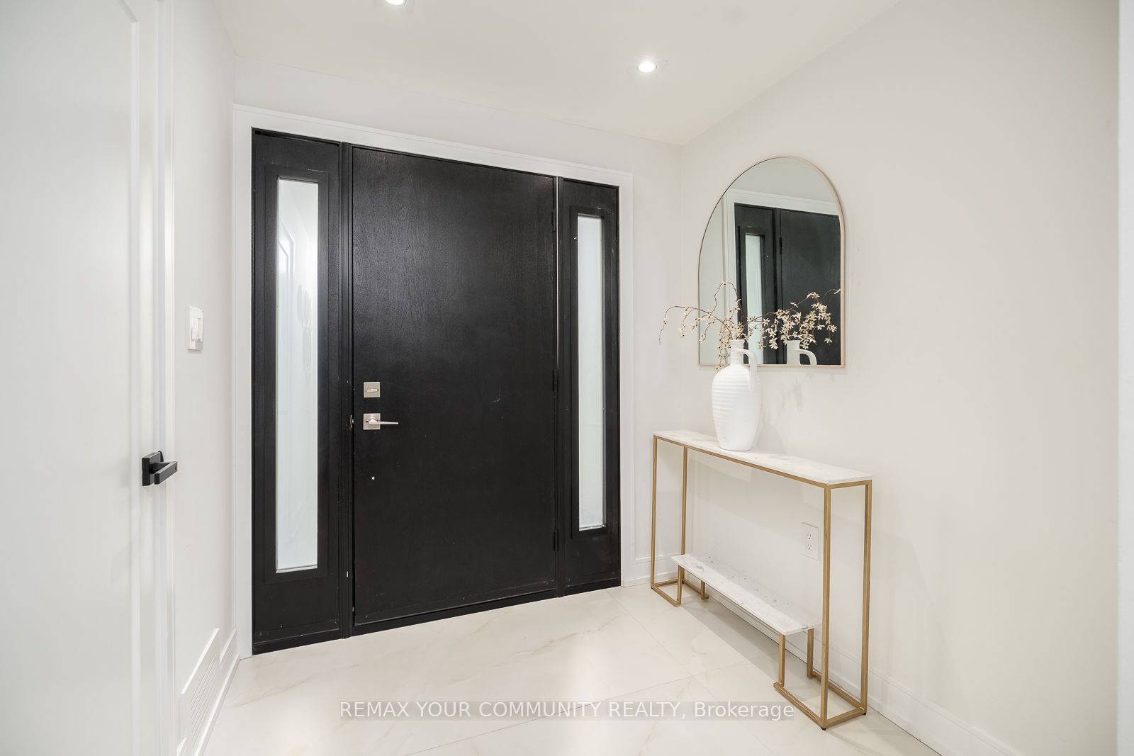 354 Bessborough Drive