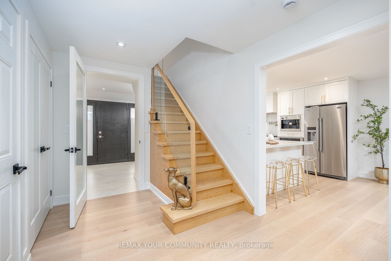 354 Bessborough Drive
