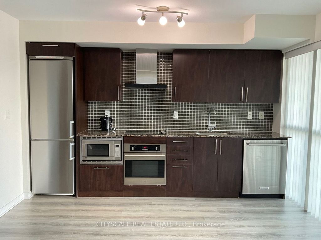 Photo of 352 Front Street #914, Toronto, ON M5V 0K3 (MLS # C12720614)