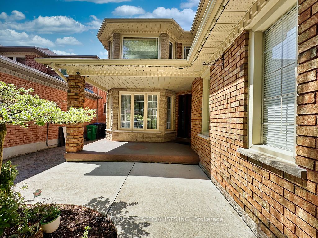 9 Siesta Court