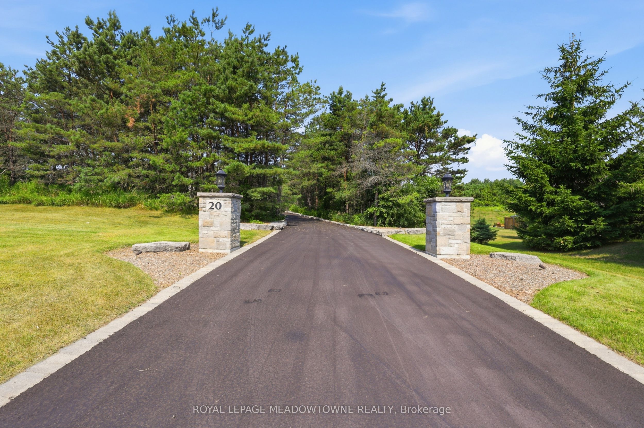 20 Buckstown Trail