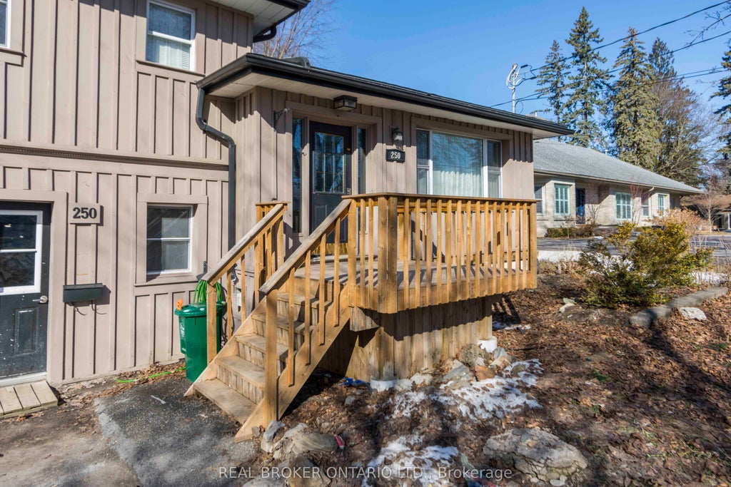 Photo of 250 Macdonald Avenue, Belleville, ON K8N 3Y9 (MLS # X13874348)