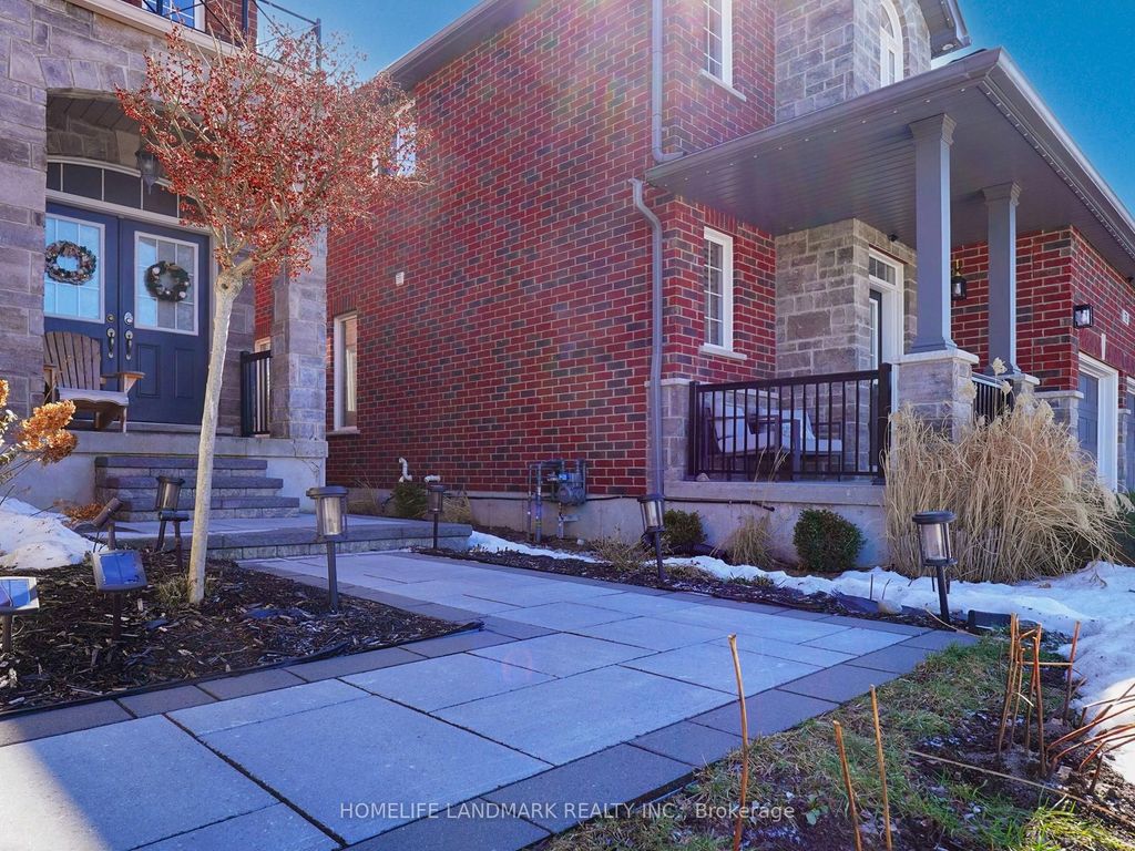 Photo of 73 GRAIHAWK Drive, Barrie, ON L4N 6G7 (MLS # S12876490)