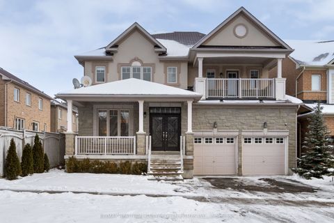 17 Lourakis Street Richmond Hill ON L4E 0J5