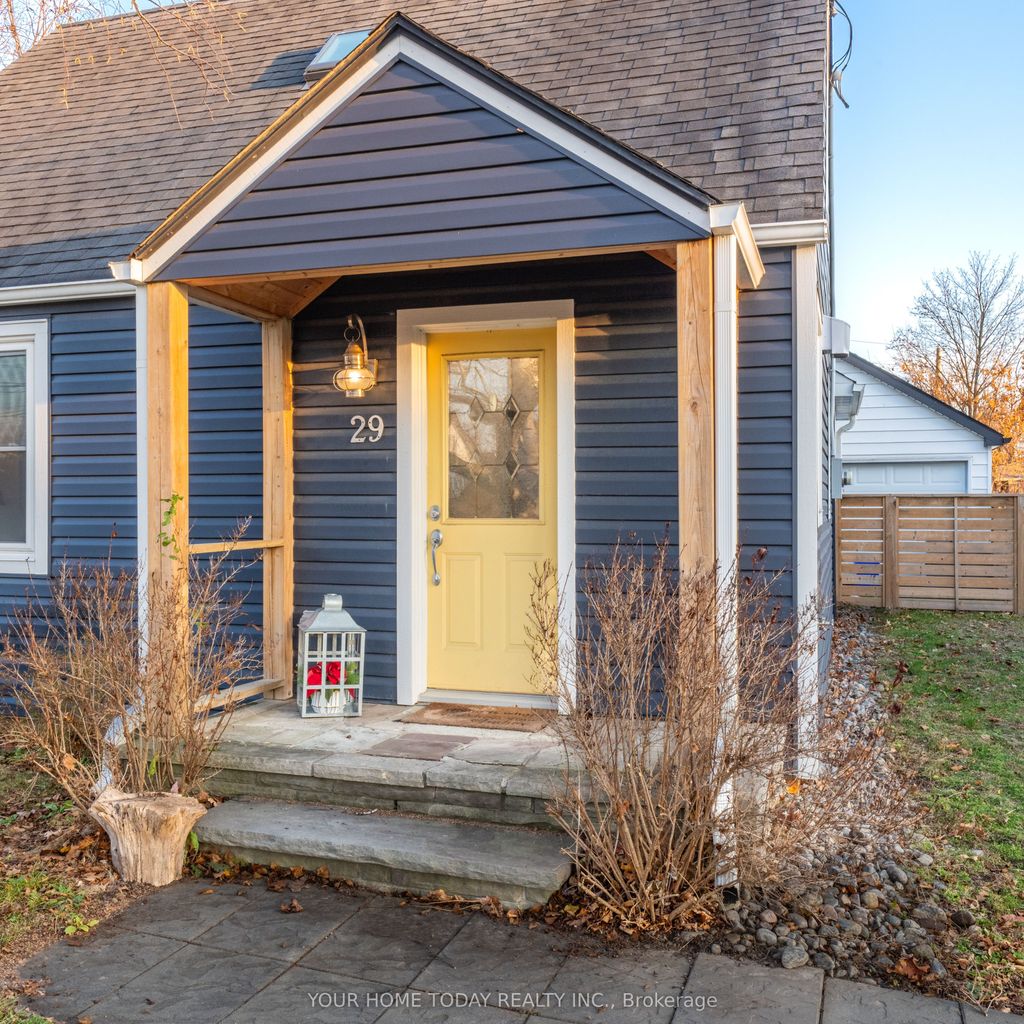 Photo of 29 Normandy Boulevard, Halton Hills, ON L7G 1V9 (MLS # W12750678)