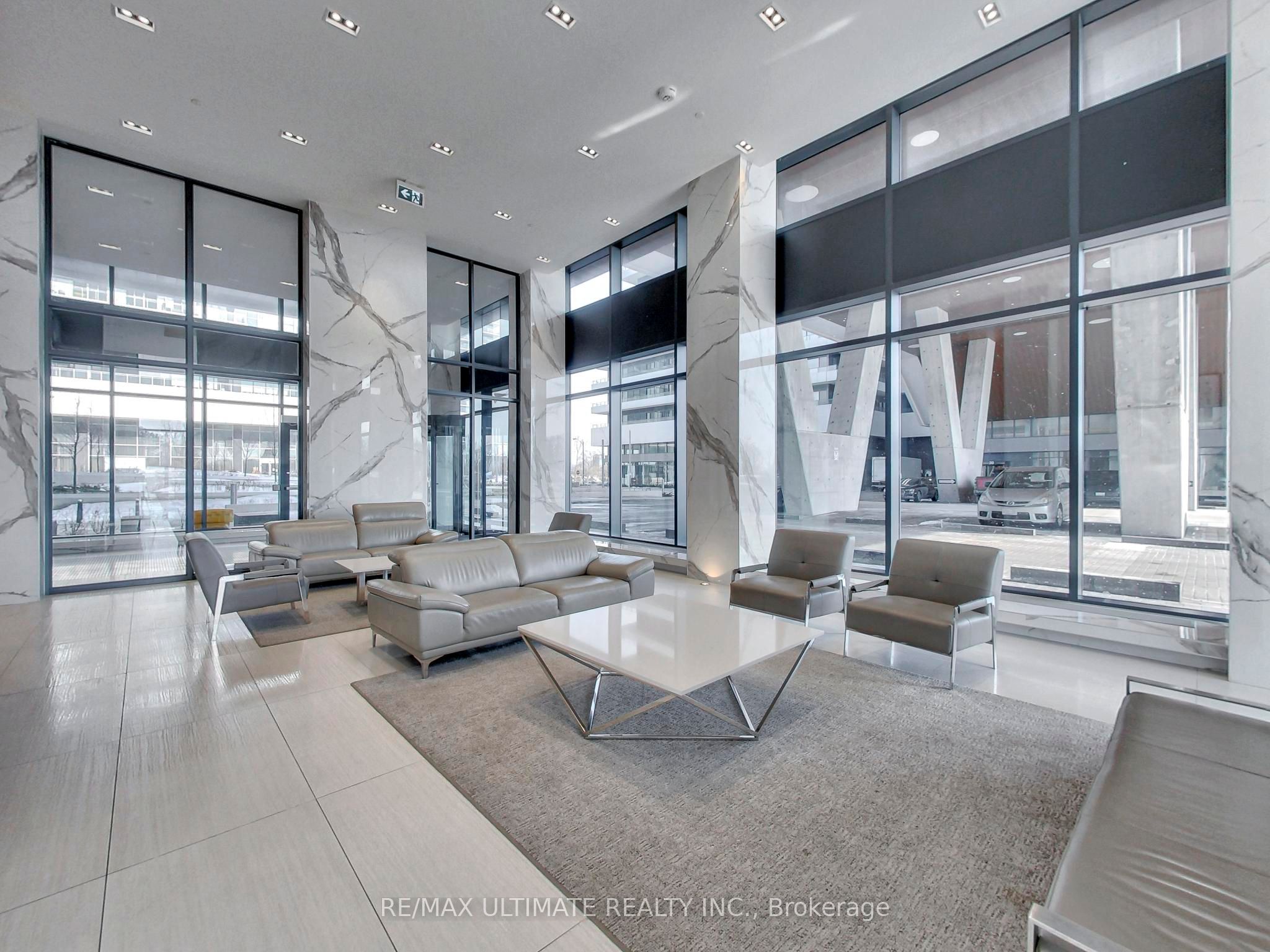 30 Shore Breeze Drive 2219