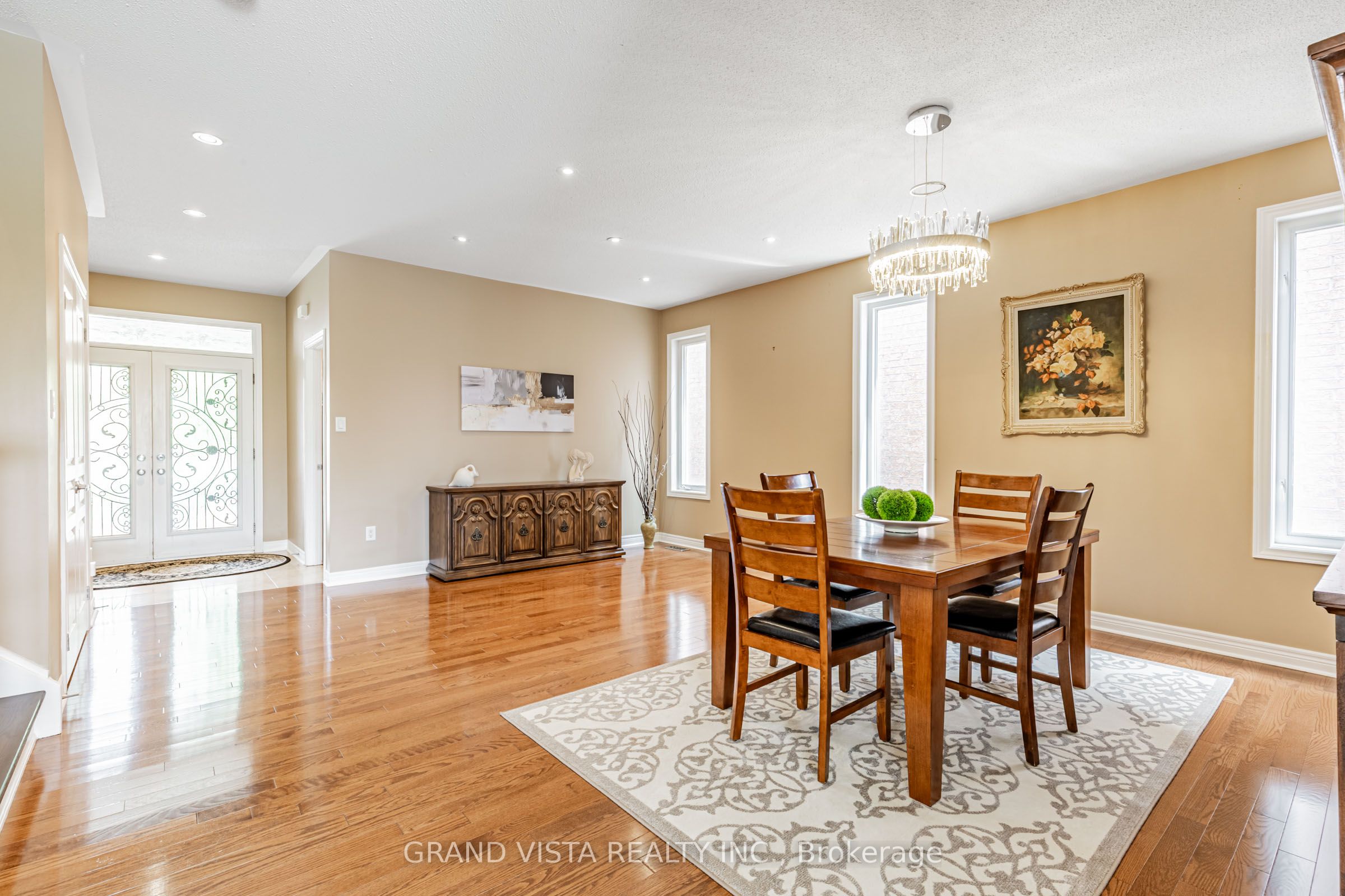 31 Routledge Drive