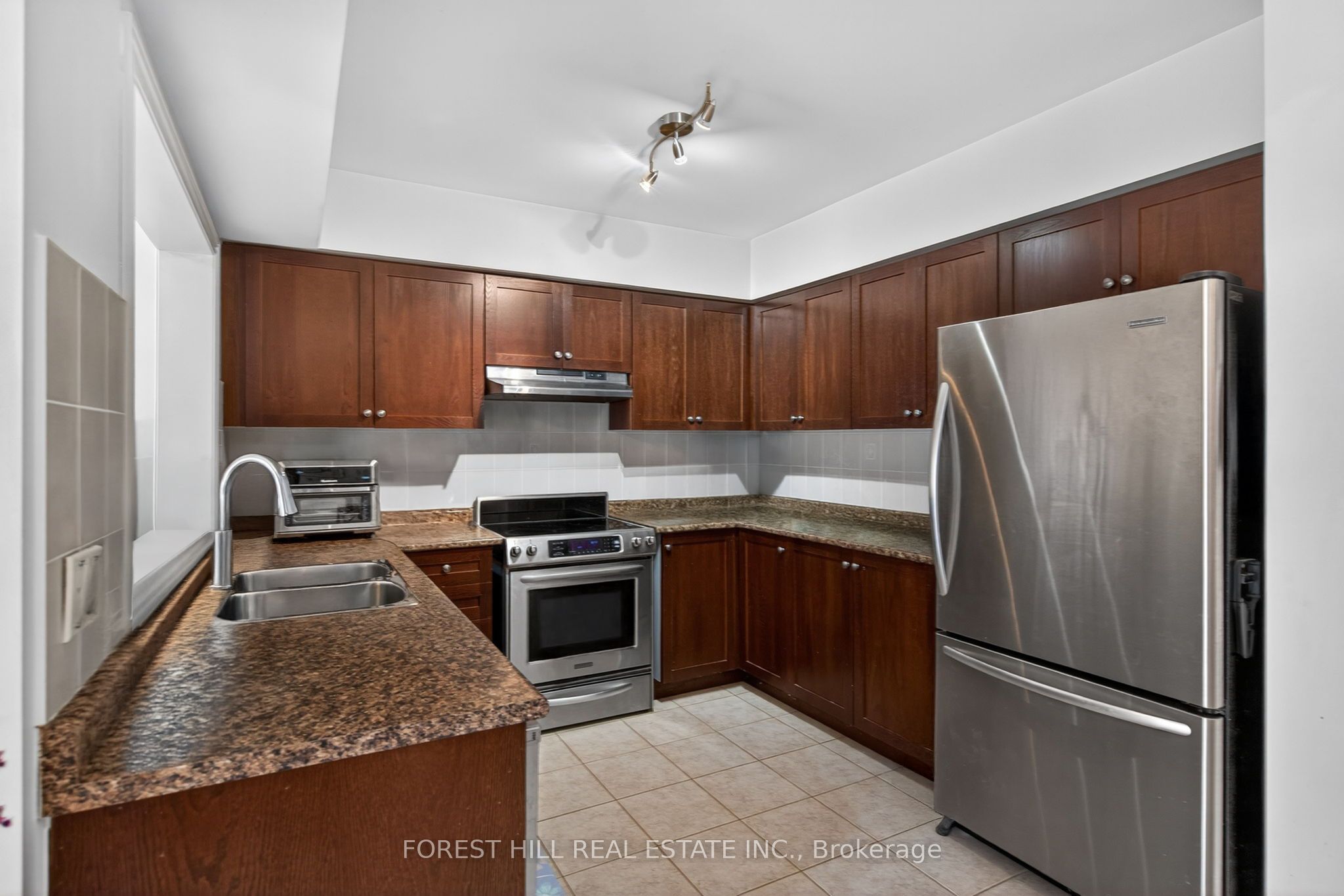 101 Sir Sanford Fleming Way