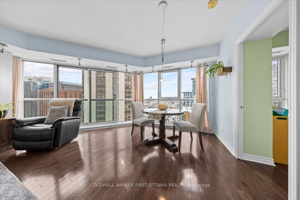 Photo of 445 Laurier Avenue W #1401, Ottawa Centre, ON K1N 6R4 (MLS # X13003572)