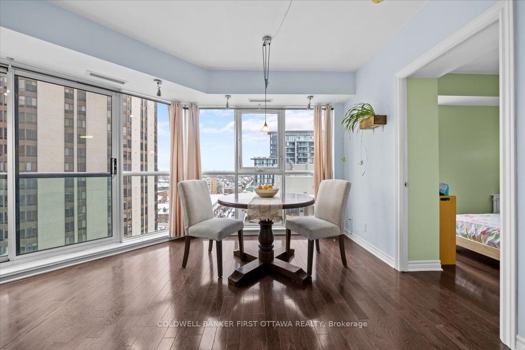 Photo of 445 Laurier Avenue W #1401, Ottawa Centre, ON K1N 6R4 (MLS # X13003572)