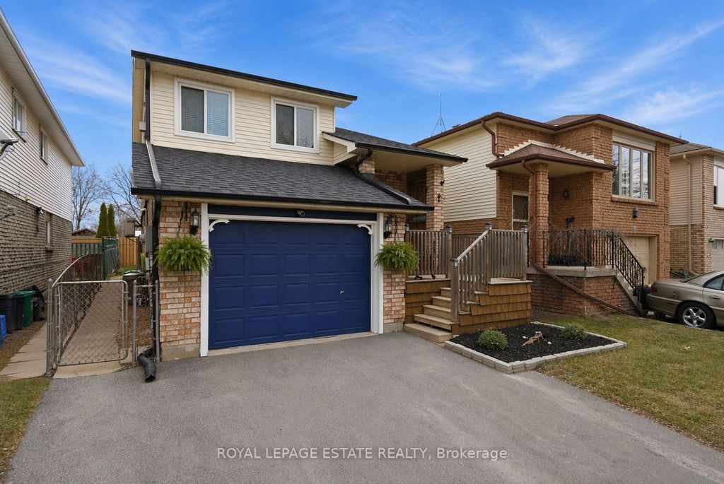 Photo of 78 Turnberry Crescent, Clarington, ON L1E 1A9 (MLS # E13028272)