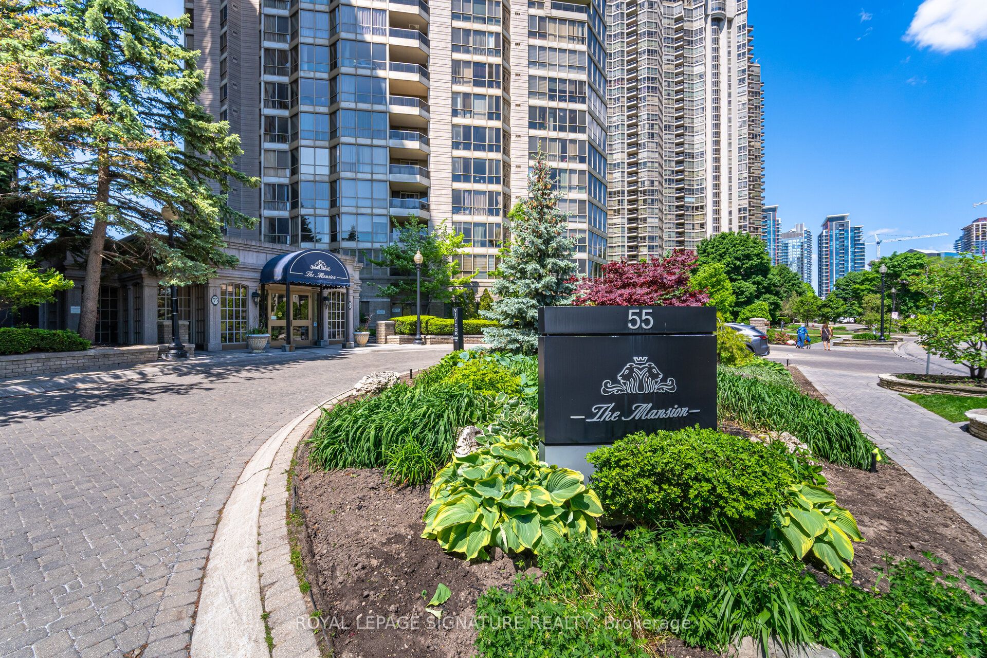 55 Kingsbridge Garden Circle 2310