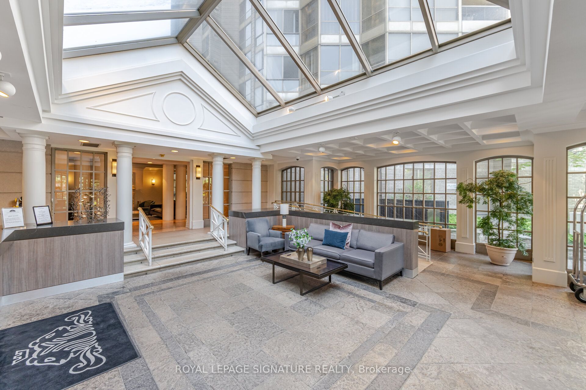 55 Kingsbridge Garden Circle 2310