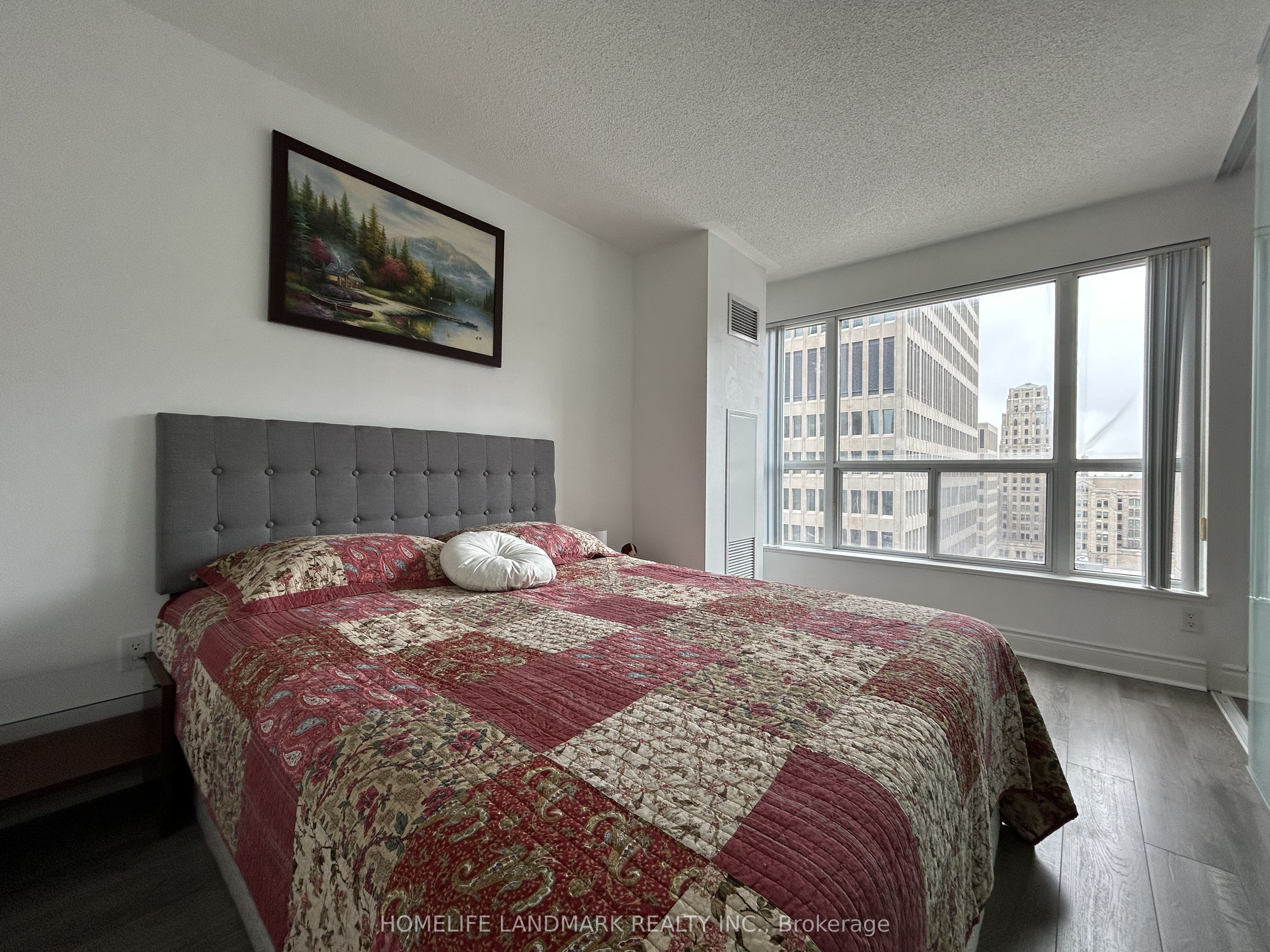 909 Bay Street 1204